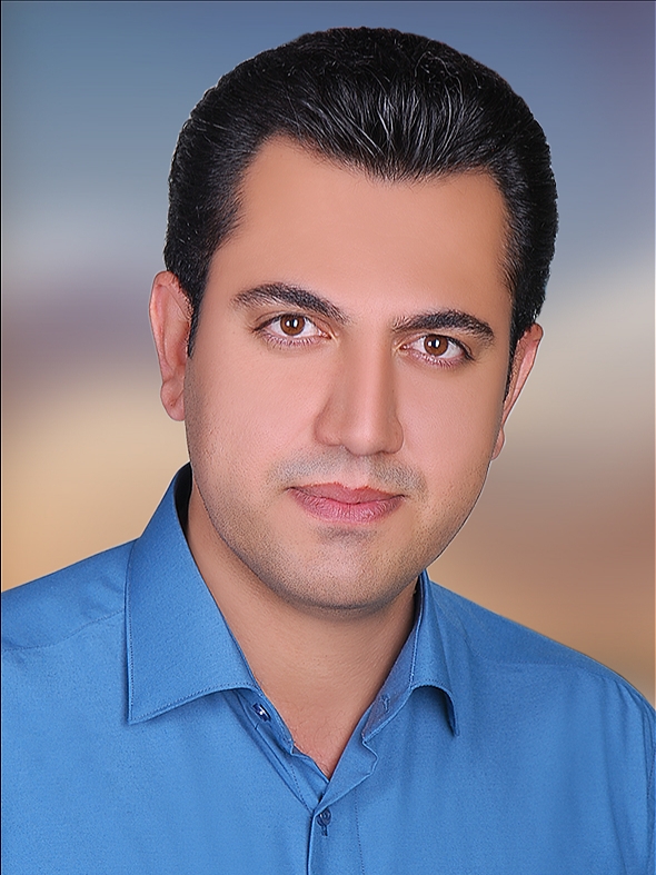 رضا بلاغی اینانلو